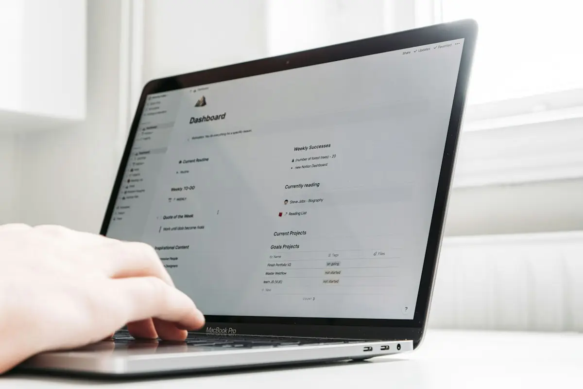 Team member managing recurring billing and renewal reminders in a dashboard